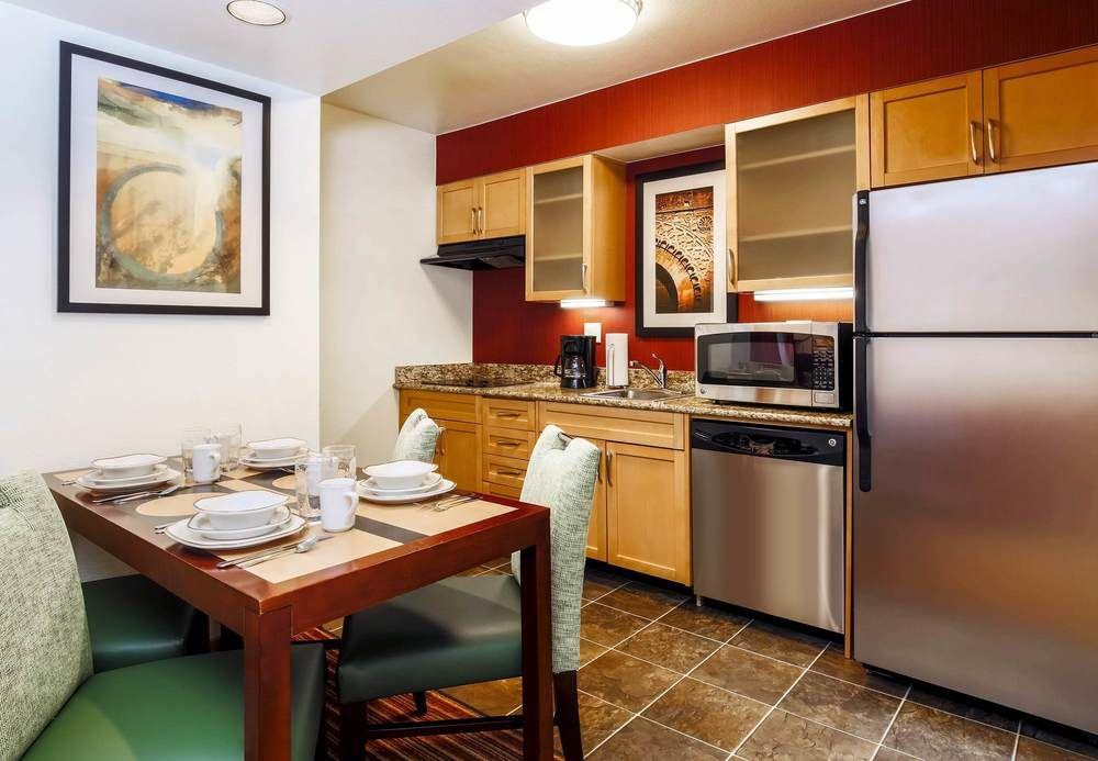 Residence Inn By Marriott Atlanta Cumberland/Galleria Смирна Екстериор снимка