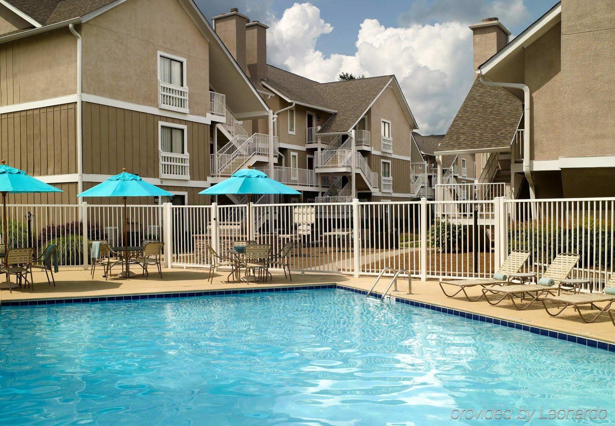 Residence Inn By Marriott Atlanta Cumberland/Galleria Смирна Екстериор снимка