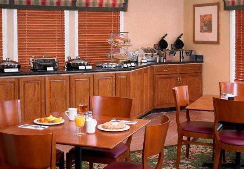 Residence Inn By Marriott Atlanta Cumberland/Galleria Смирна Екстериор снимка